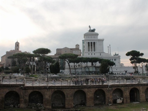 Roman Forum Holiday Fori image 4